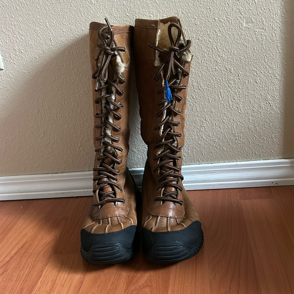 Women’s Adirondack III Tall Boot Size 7.5